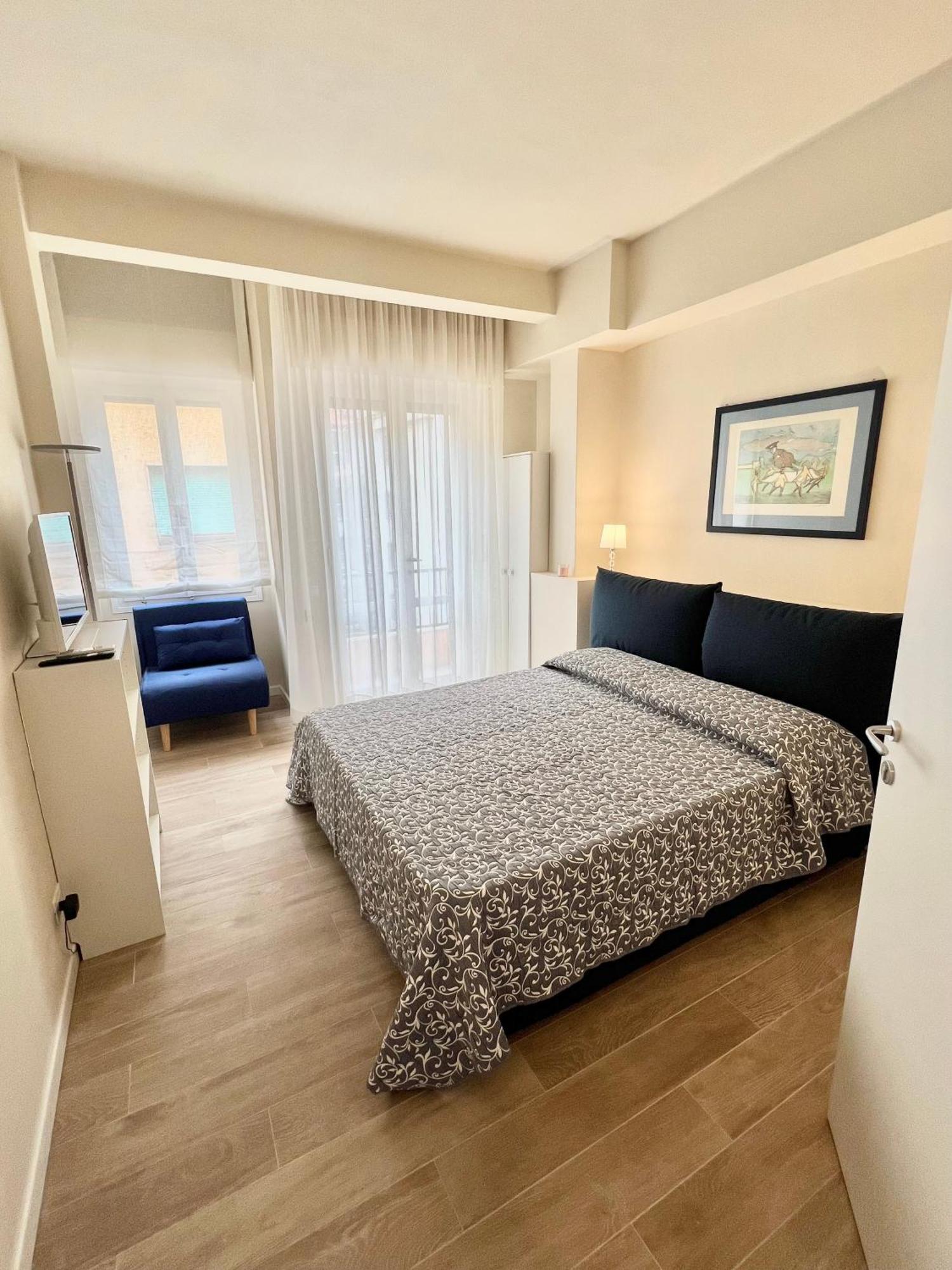 F&F Rooms Пиза Екстериор снимка