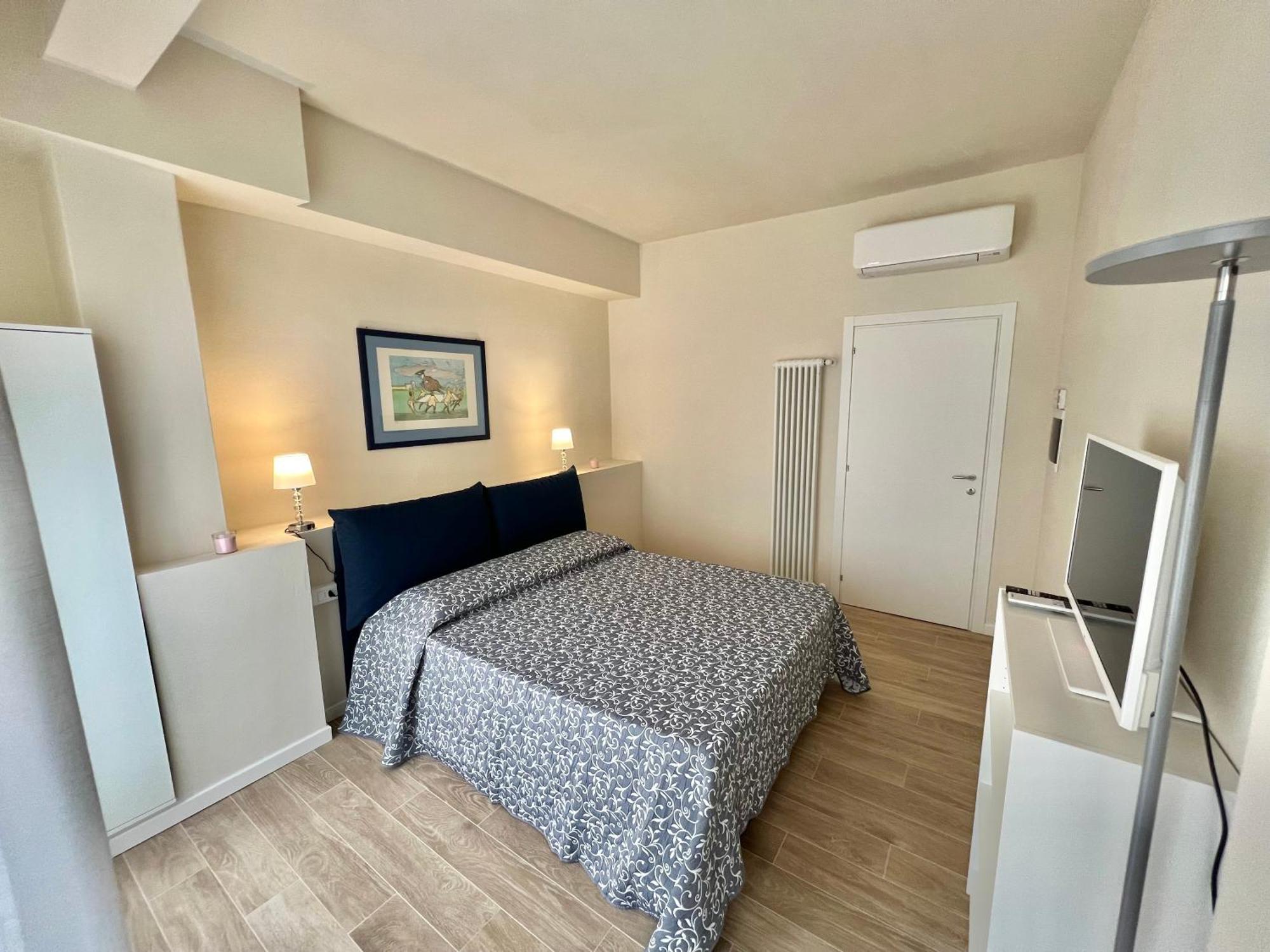 F&F Rooms Пиза Екстериор снимка